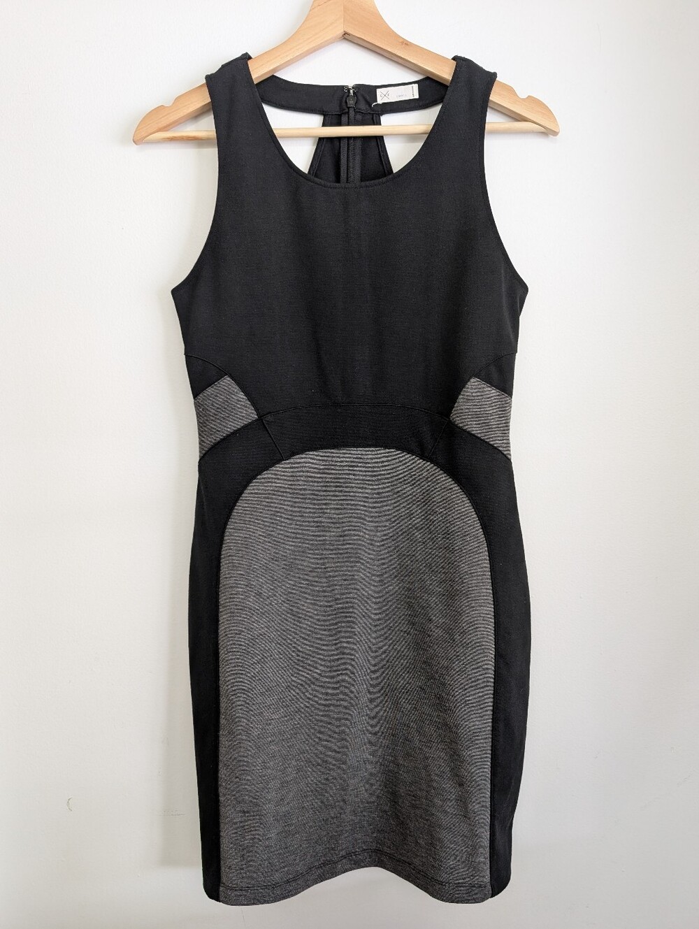 Aritzia Gentle Fawn Small Fitted Mini Dress Bodycon Black Grey Formal Colorblock